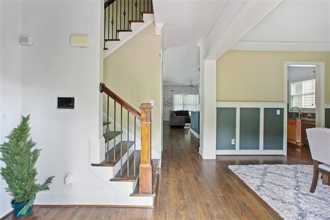 Building Photo - 1030 Whitfield Ct