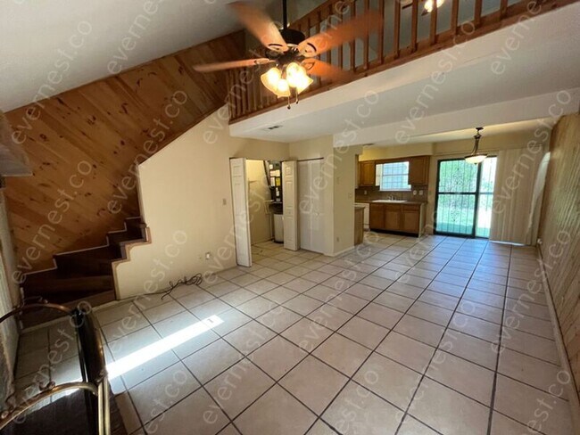 Foto del edificio - 3407 Maple Creek Ln