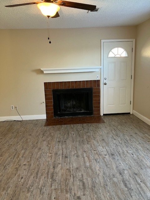 Building Photo - 5708 Coral Cir