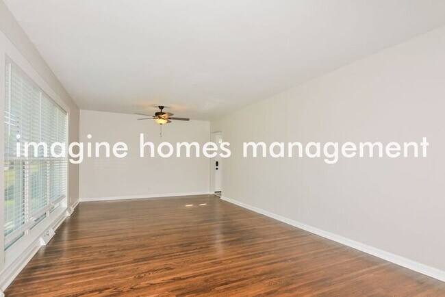 Foto del edificio - Stunning 3 Bedroom Ranch in Ladue Schools