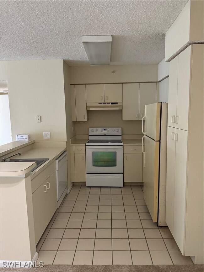 Foto del edificio - 13631 Eagle Ridge Dr