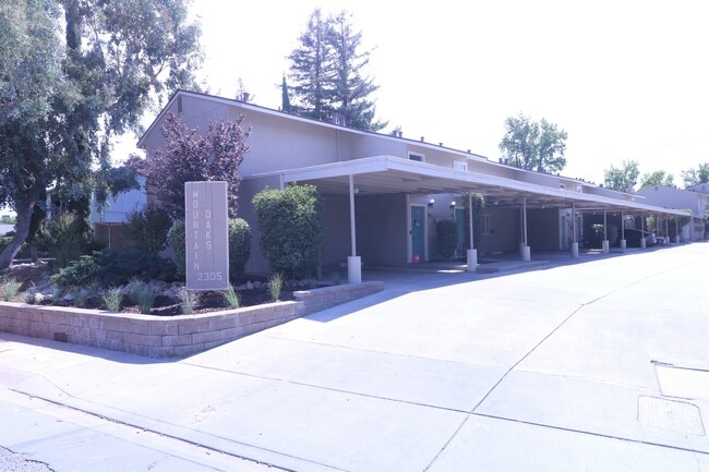 Foto del edificio - 2305 Cheim Blvd