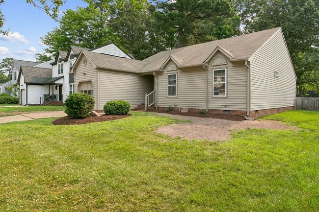 Building Photo - 903 Belvoir Cir