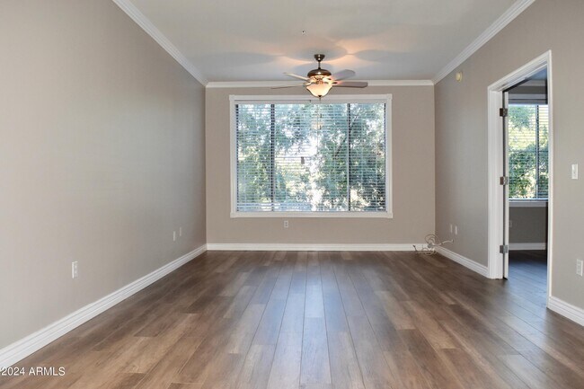 Foto del edificio - 1701 E Colter St