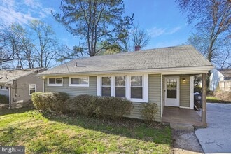 Building Photo - 1123 Parrish Dr