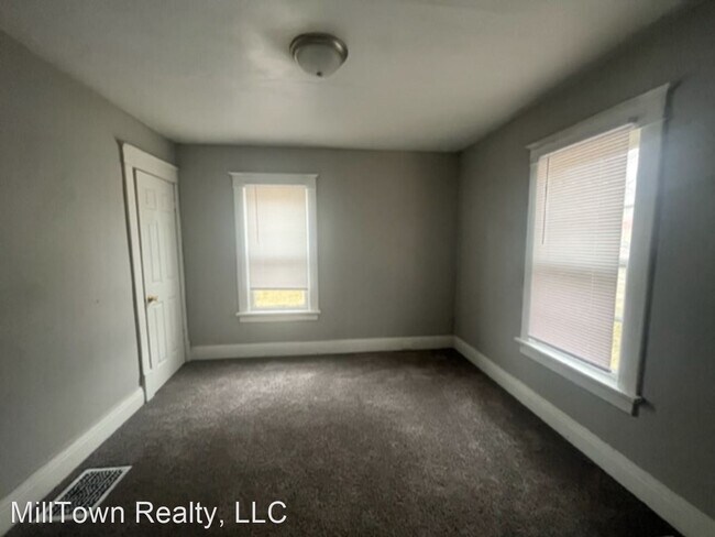 Foto del edificio - 3 br, 1 bath House - 530 Warren St.