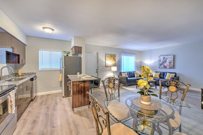 Interior Photo - Pearl Cove Apartments