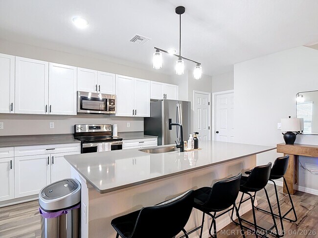 Foto del edificio - 1504 Hummingbird Rd