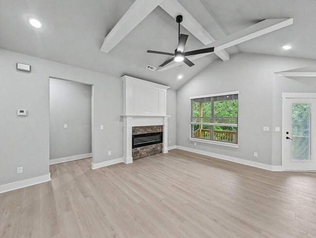 Building Photo - Beautiful New Construction Home in Bella Vista