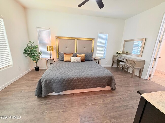 Building Photo - 1507 E Apollo Rd