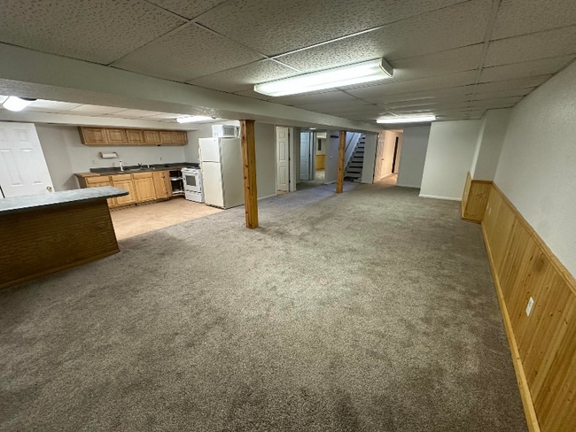 Building Photo - 14915 Michigan Ave