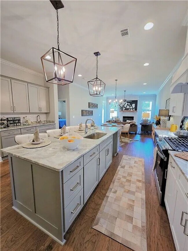 Foto del edificio - 3175 Crestmont Ct