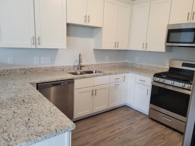 Foto del edificio - 214 Briarcliff Ct