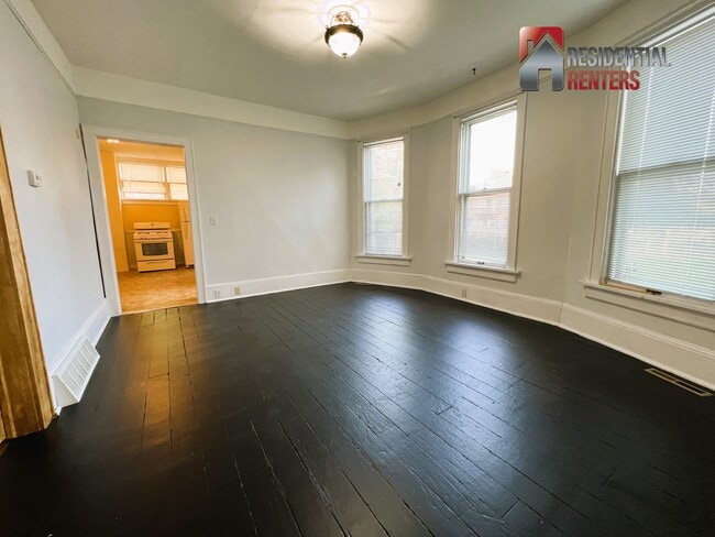 Foto del edificio - 2322 N Palmer St