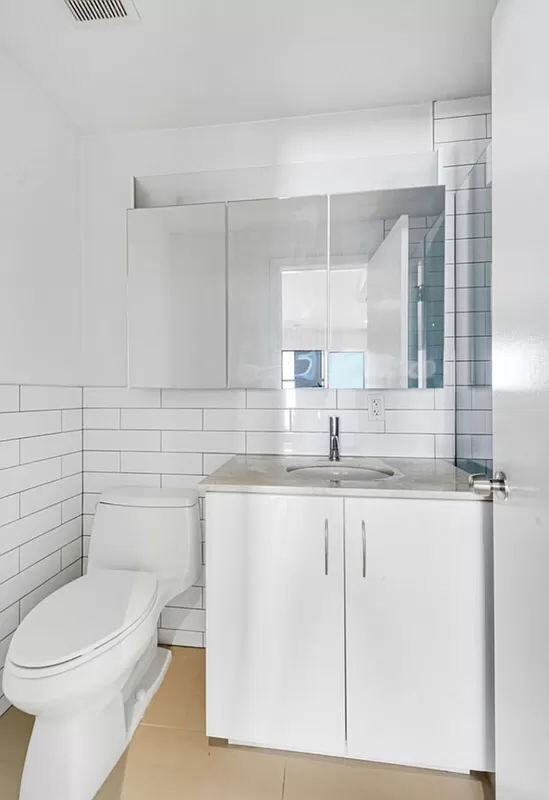 Building Photo - 167 Ludlow ST