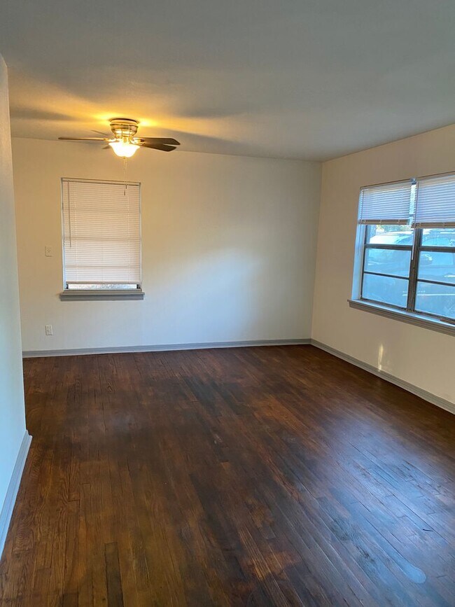 Foto del edificio - Sunset Acres Beauty