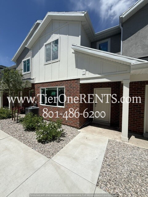Building Photo - 451 W 1025 S