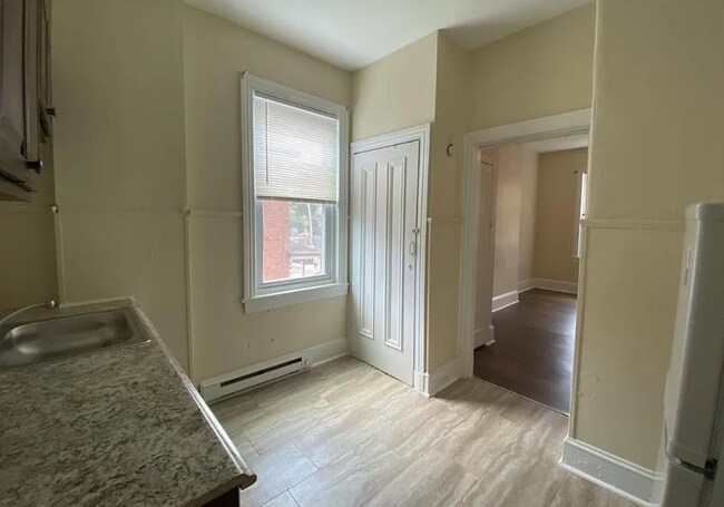 Building Photo - 4725 Leiper St