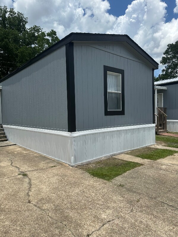 Foto del edificio - 9477 Lansdowne Rd