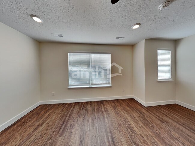 Foto del edificio - 2335 S Wild Horse Way