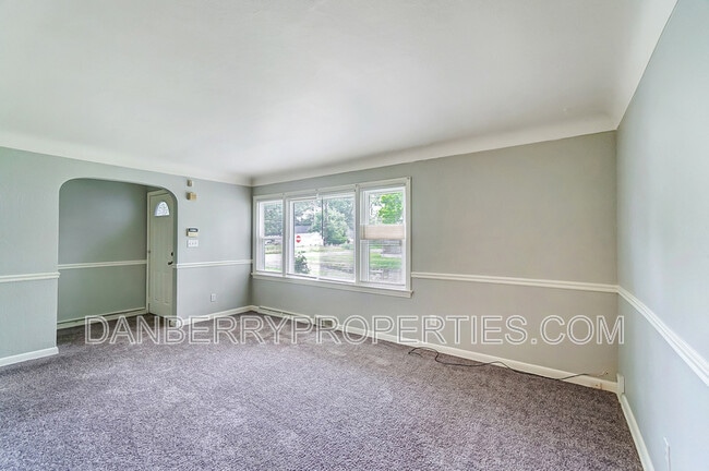 Foto del edificio - 833 Turner Ave