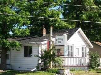 Foto principal - 124 W Houghton Lake Dr