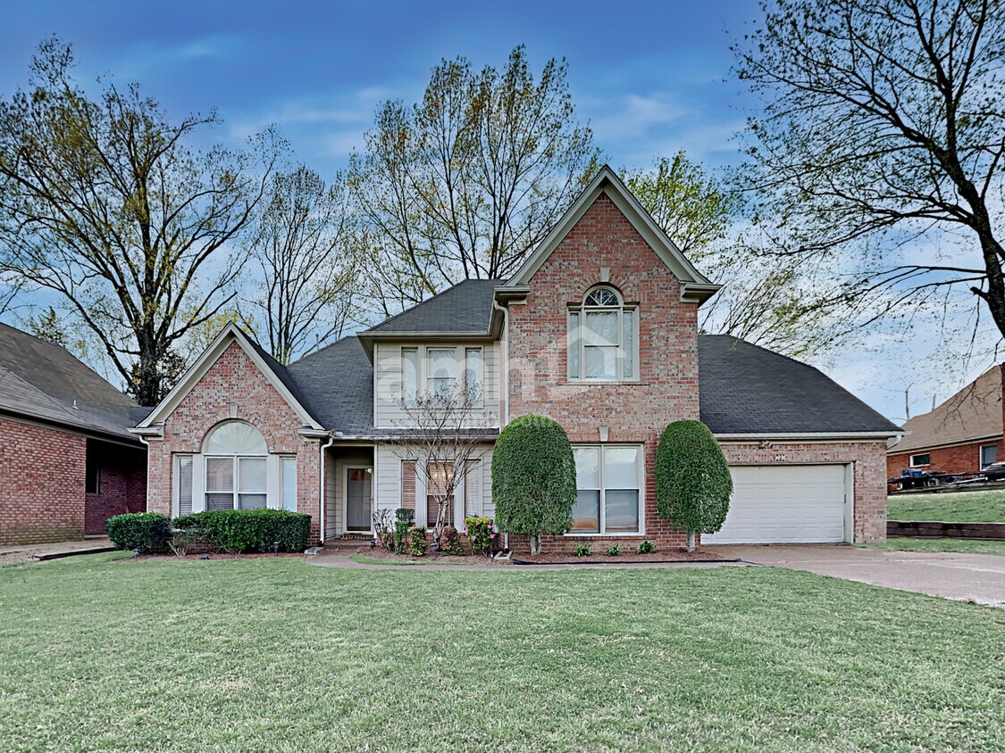 Primary Photo - 1625 Wayside Cove