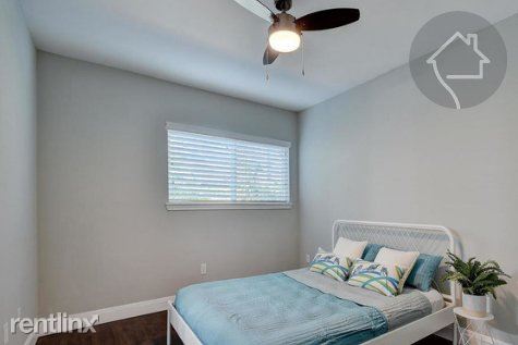 Foto del edificio - 4719 Harmon Ave