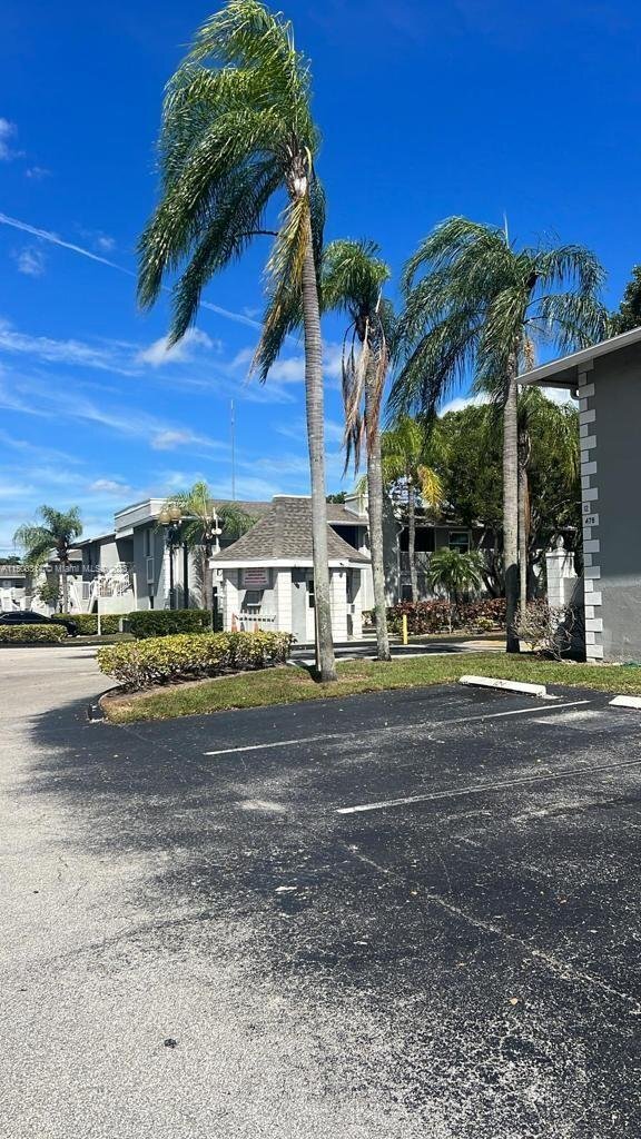 Foto del edificio - 478 Northeast 210th Circle Terrace, Miami,...