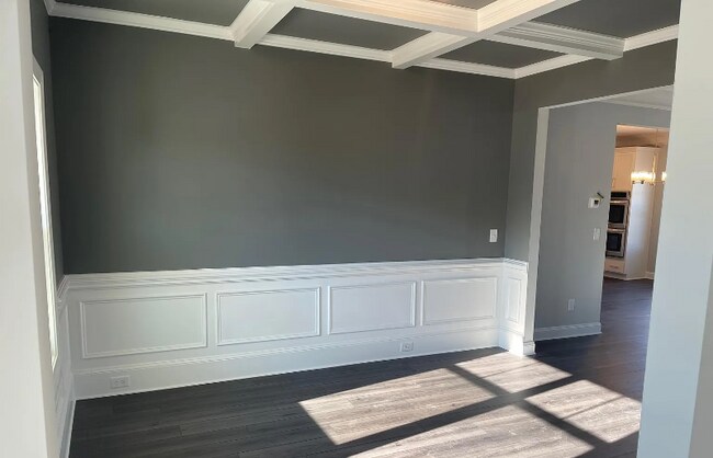 Building Photo - 923 Arbor Dr