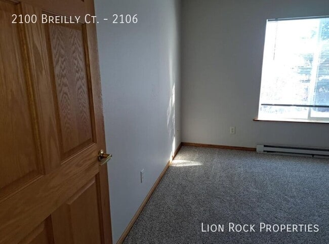 Building Photo - 2100 Breilly Ct