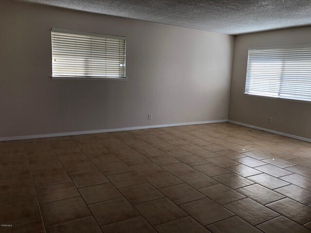 Building Photo - 1177 Carlsbad Pl