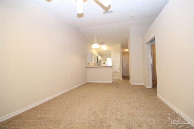 Building Photo - 8127 Heirloom Dr