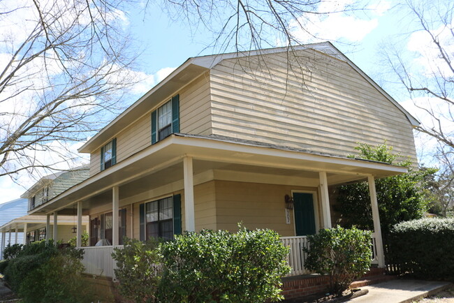 Building Photo - Nice 2 Bedroom Towhouse in North Augusta