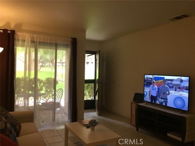 Building Photo - 675 Los Felices Cir W