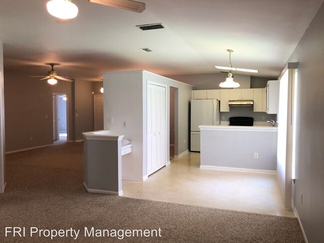 Foto del edificio - 3 br, 2 bath Apartment - 7772 Wicklow Circle