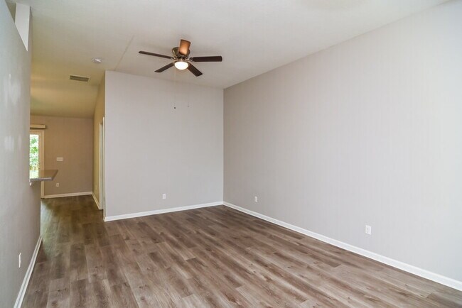 Building Photo - 6311 Rolling Tree Street