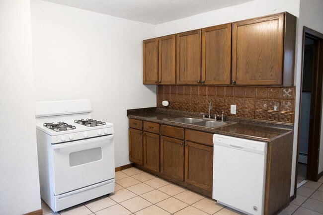 Building Photo - 513-8TH