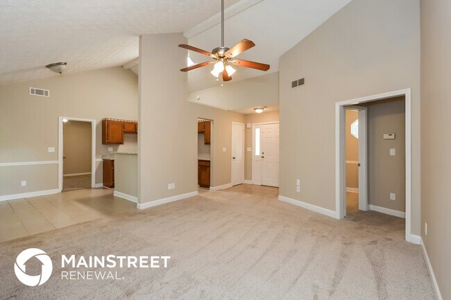 Foto del edificio - 330 E Country Woods Dr