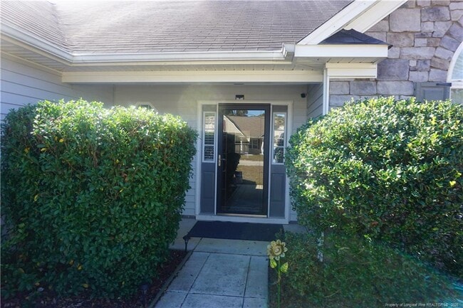 Building Photo - 2913 Aristocrat Ln