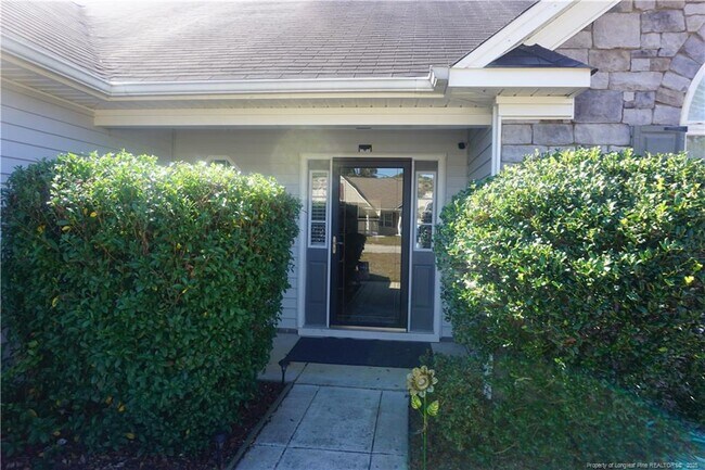 Foto del edificio - 2913 Aristocrat Ln