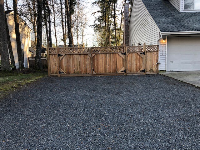 Building Photo - 35264 Juniper Dr