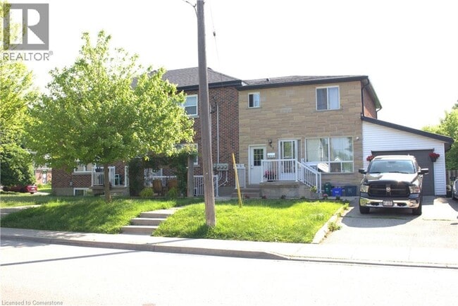 Building Photo - 107 Ballantyne Ave