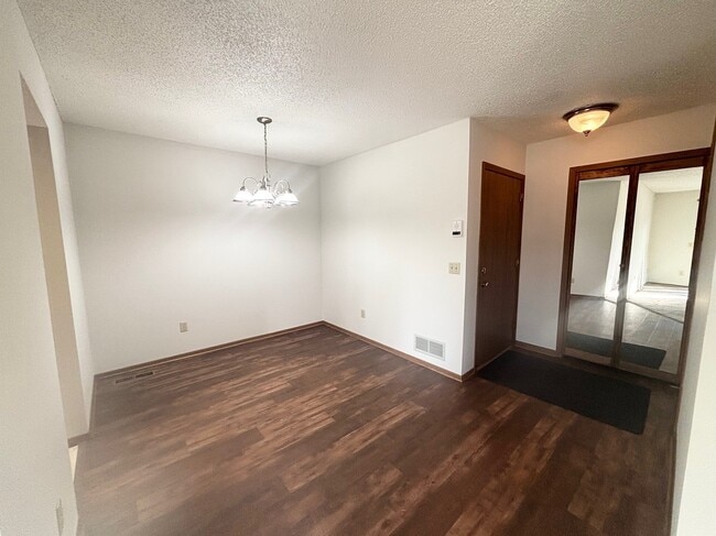 Building Photo - 6269 Magda Dr