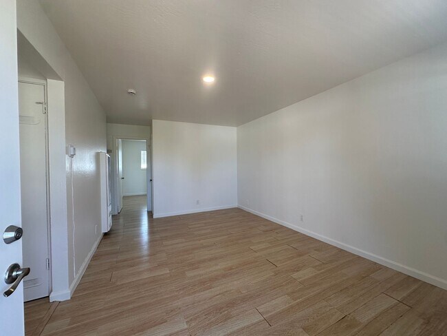 Foto del edificio - 3715 Norwood Ave