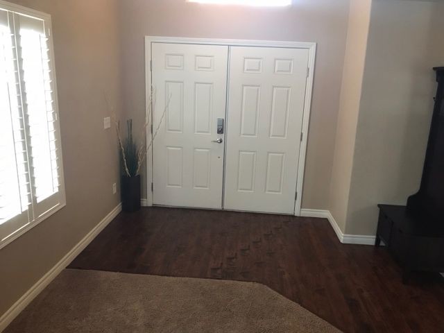 Building Photo - Beautiful modern 3BR/2.5 BA in Summerlin