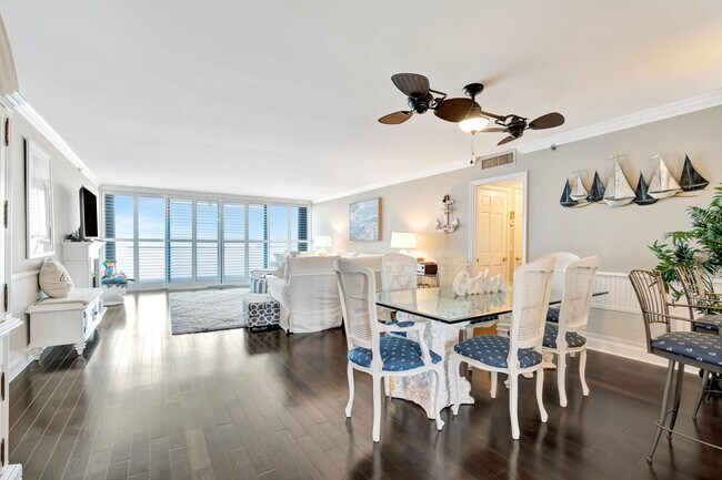 Foto del edificio - 100 S Beach Rd