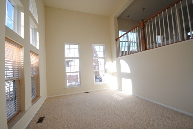 Building Photo - 9569 Walker Way