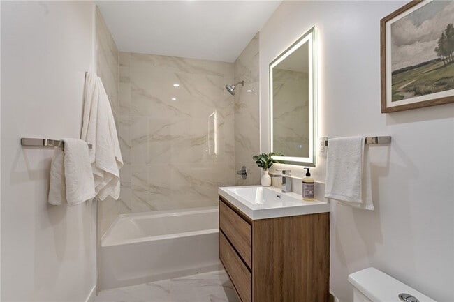 Building Photo - Fully Remodeled 3BR / 2BA Home with Modern Finishes & Spacious Yard