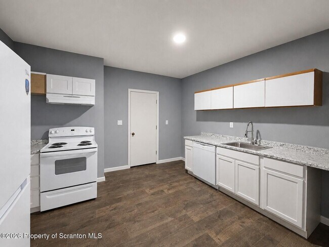 Foto del edificio - 119 N River St